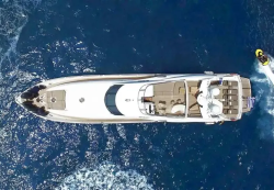 Charter-Motor-Yacht-MI-ALMA-in-Greece-HELLAS-YACHTING