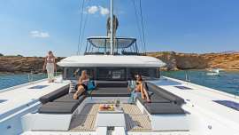 catamaran VERINA STAR for charter in Greece - Hellas Yachting